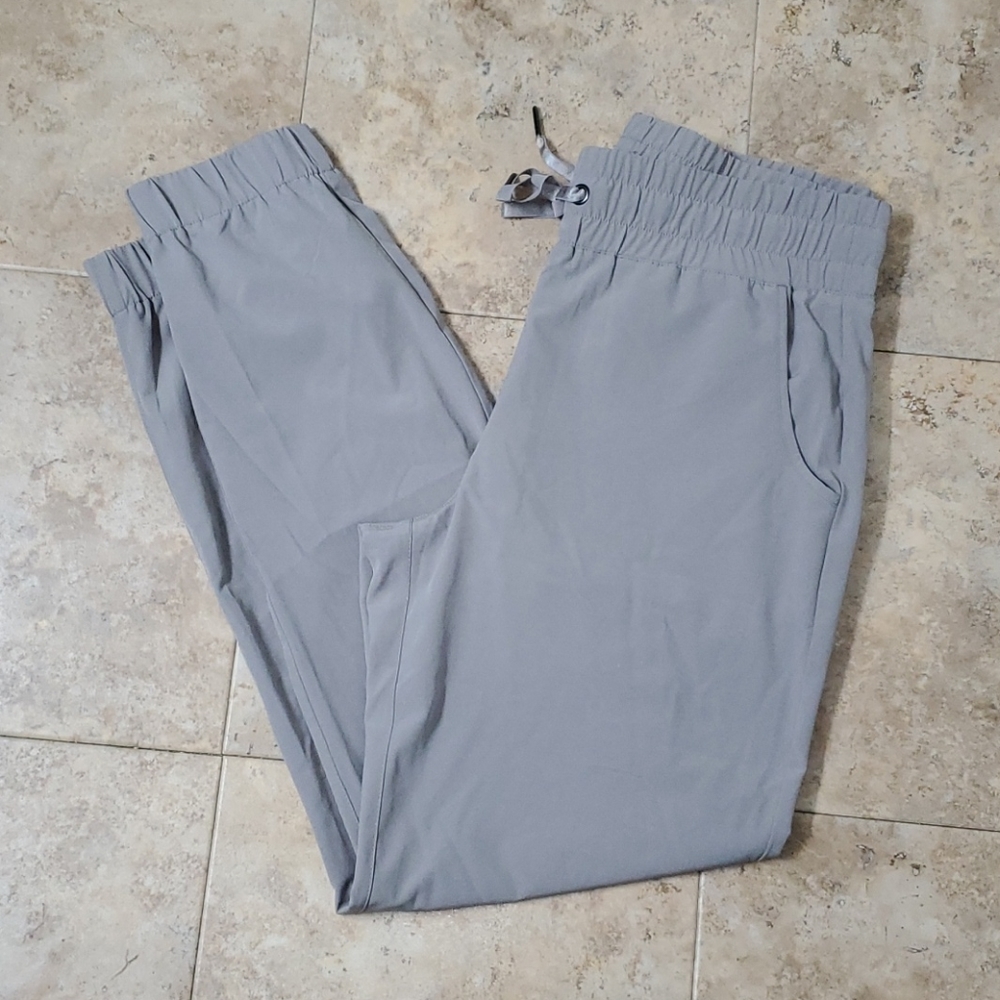 🌼Kyodan Light Weight Joggers